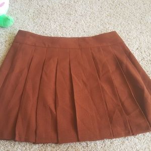Brown/Rust Pleated Skirt size M